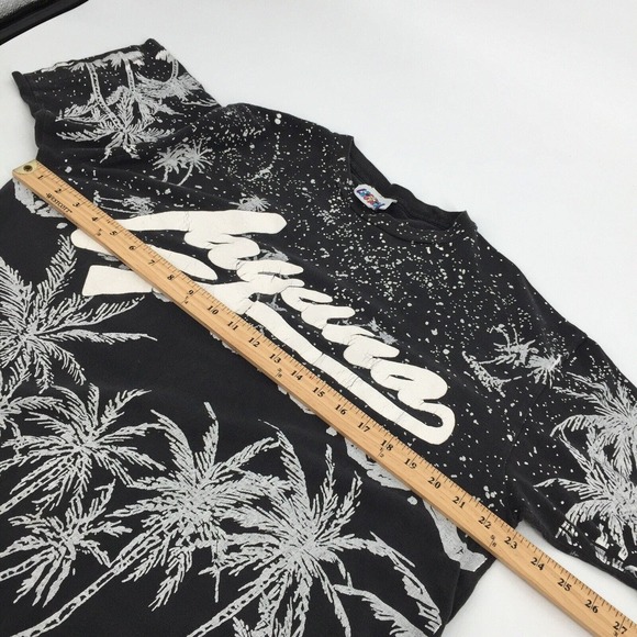 Vintage 1990s Laguna AOP Tropical Single Stitch T-Shirt Large Black White L - Picture 7 of 8